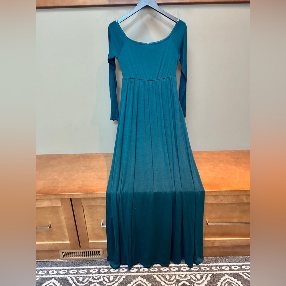 Pink Blush Green Off-Shoulder Floor-Length Maternity Dress (Size~Small/Medium)
